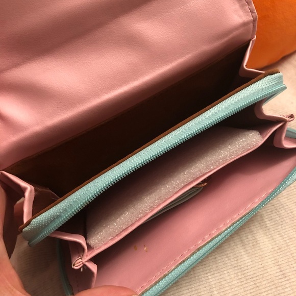 🌼3/$20🌼Cute wallet!! Never use before!!! - Picture 5 of 8